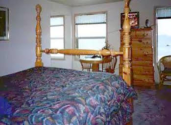 Inn At Barnum Point Camano Екстериор снимка